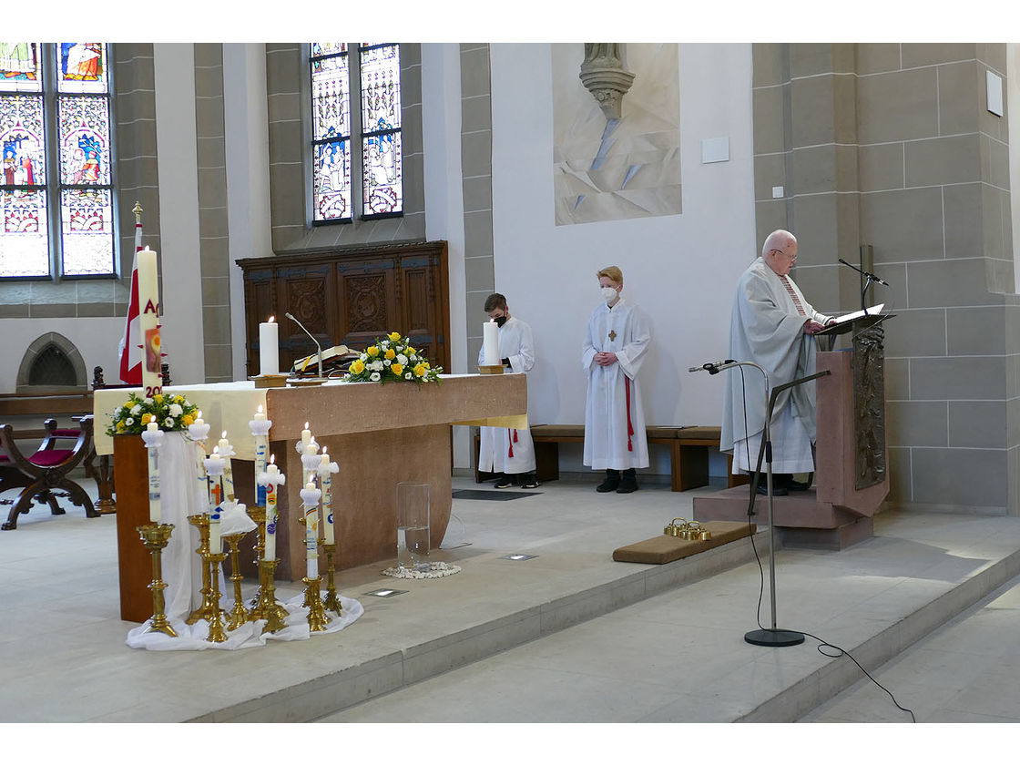 Feier der 1. Heiligen Kommunion in Sankt Crescentius (Foto: Karl-Franz Thiede)